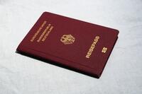 Bild vergr&ouml;&szlig;ern: Reisepass
