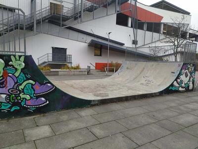 Skateranlage Kaufland-Vorplatz