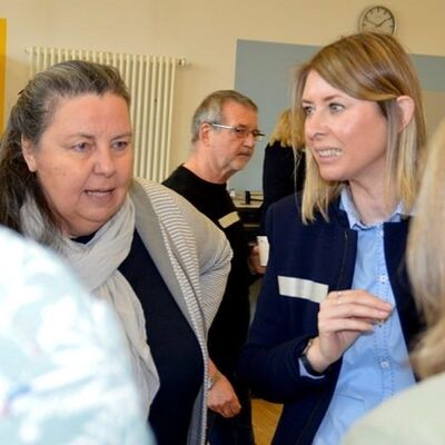 Bild vergr&ouml;&szlig;ern: Bild5 Sitzung 4-Runder Tisch