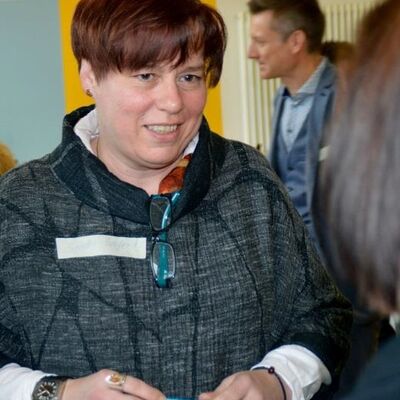 Bild vergr&ouml;&szlig;ern: Bild4 Sitzung 4-Runder Tisch