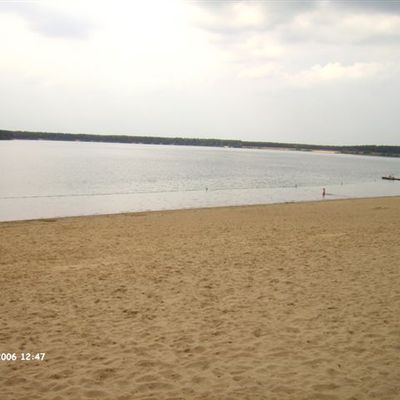 Bild vergrößern: Strand am See