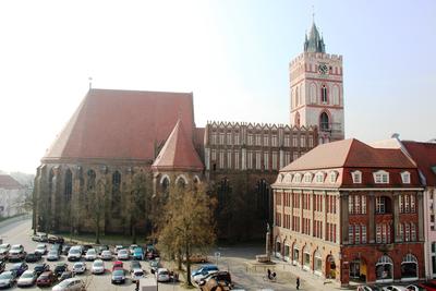Bild vergrößern: Blick vom Rathaus auf die St. Marienkirche