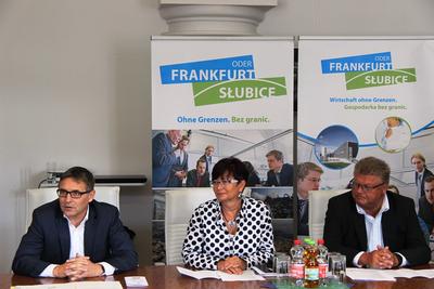 Bild vergrößern: Pressekonferenz KMU Fördermittel 14.10.2016 1
