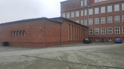 Bild vergr&ouml;&szlig;ern: Sporthalle August Bebel Straße