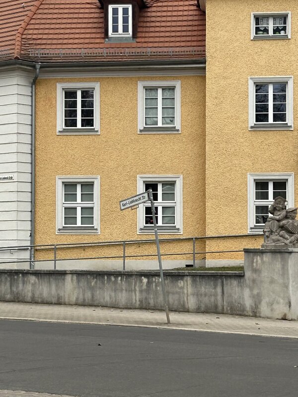 Bild vergr&ouml;&szlig;ern: 12f8aa064e80b84160e9d67c23fefc76_g