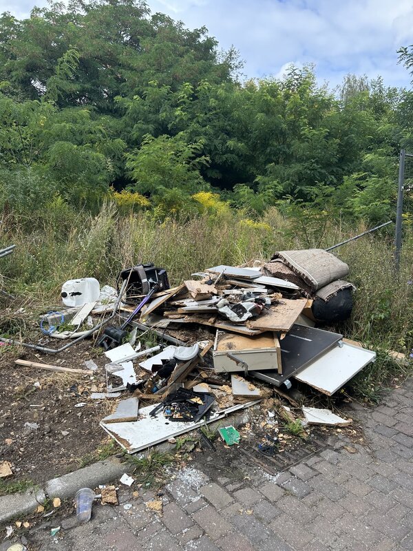 Bild vergr&ouml;&szlig;ern: c5bfa3961cbade88e03316e100fe6e57_g